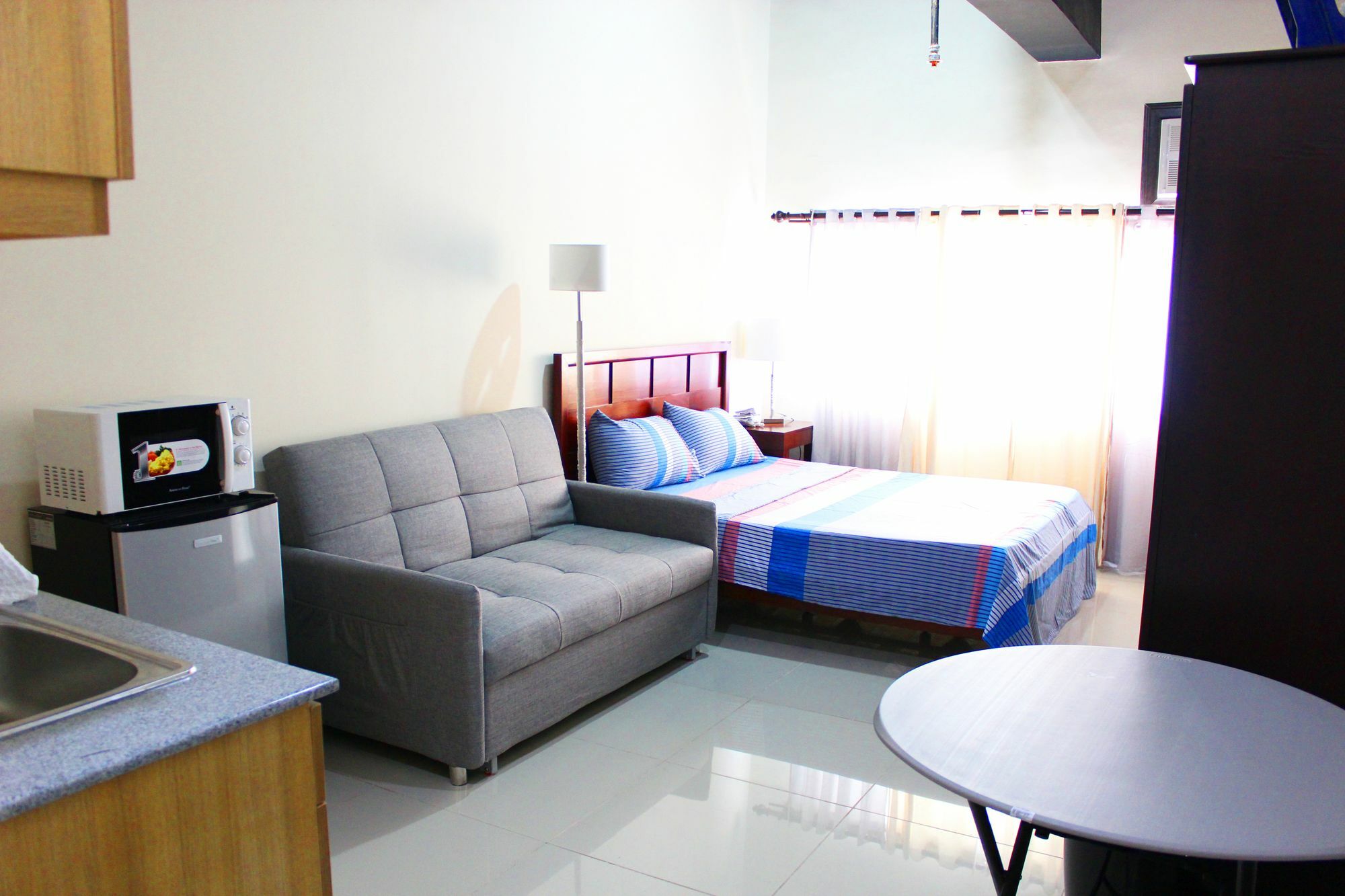 Feel Great Stay Condotels - San Marino Cebu Dış mekan fotoğraf